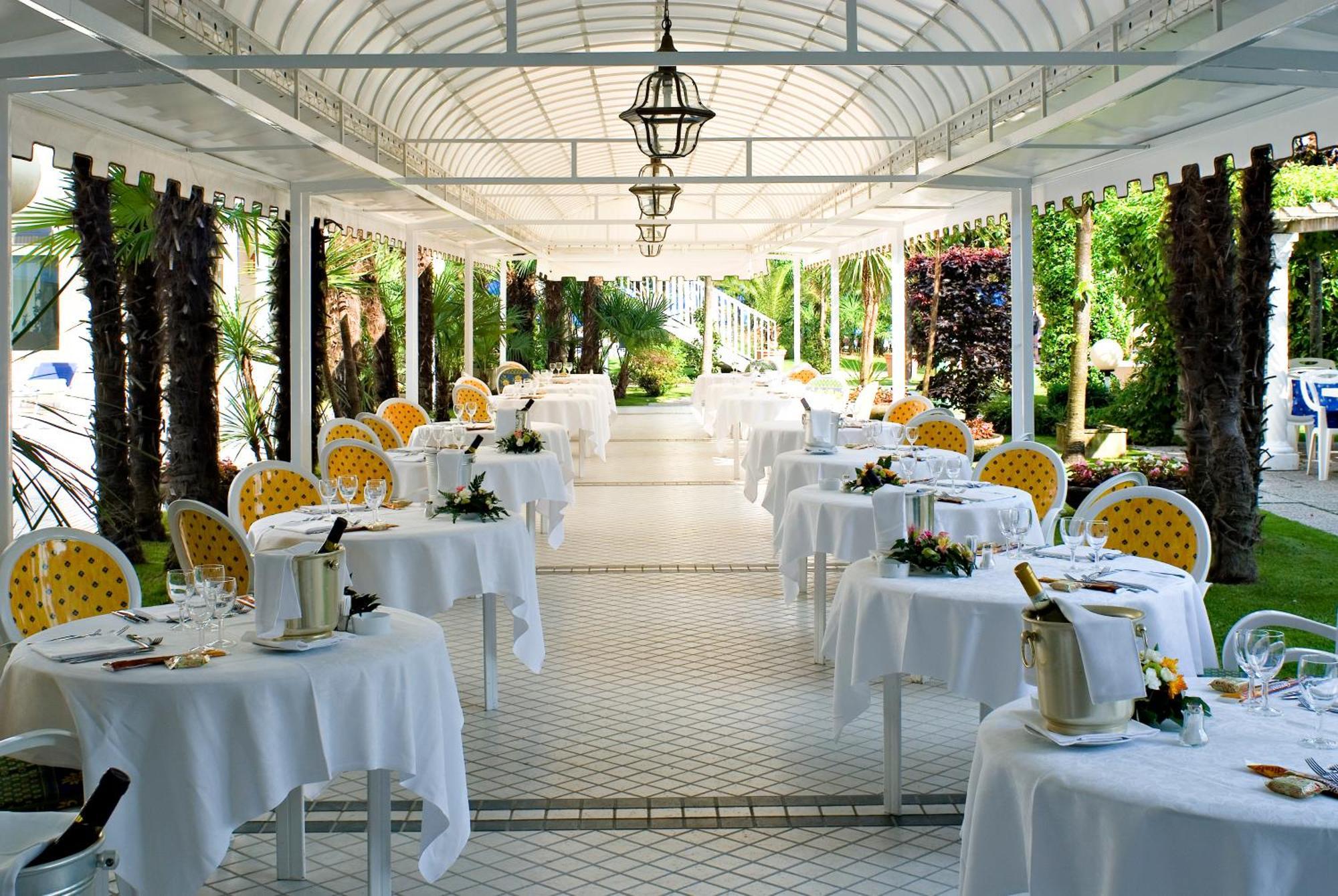 Hotel Metropole أبانو تيرمي المظهر الخارجي الصورة